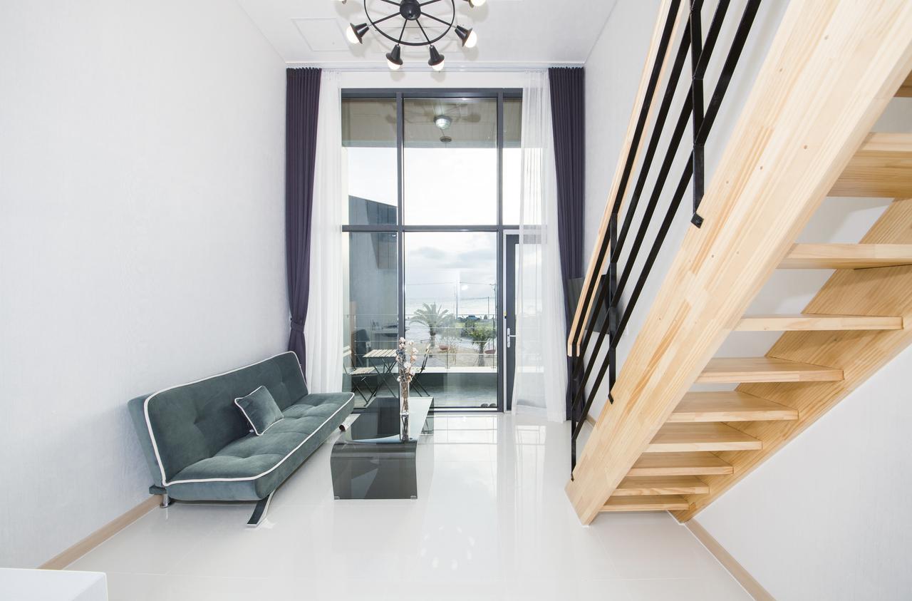 J Raum Resort Seogwipo Exterior photo