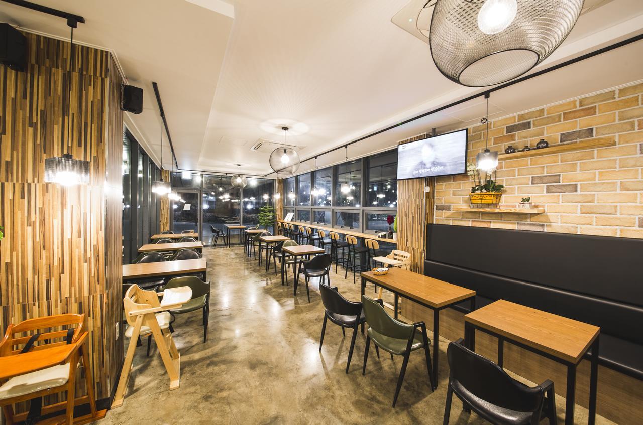 J Raum Resort Seogwipo Exterior photo